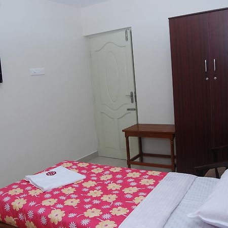 Chakraa Residency Ramanathapuram Bagian luar foto