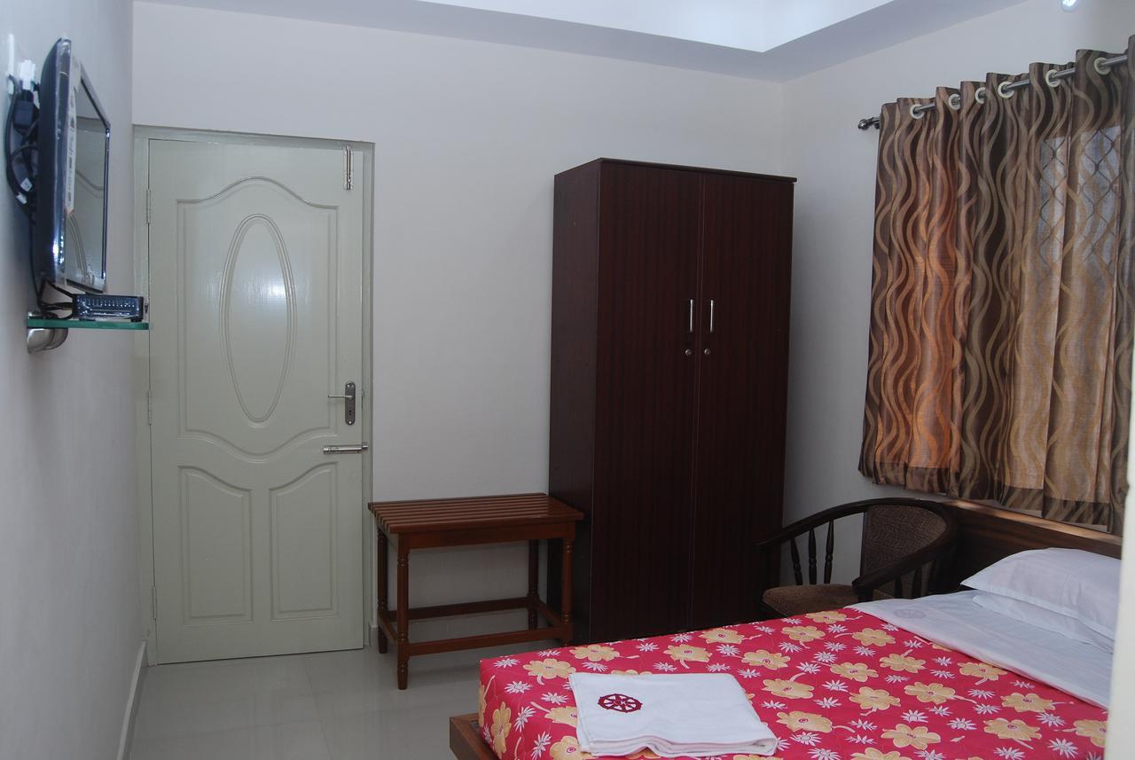 Chakraa Residency Ramanathapuram Bagian luar foto